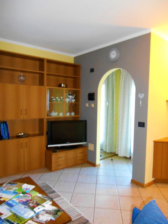 Casa Federica Διαμέρισμα Isolaccia Εξωτερικό φωτογραφία